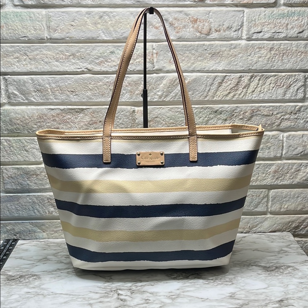 Kate Spade Bondi Road Striped Harmony Tote, Tan Cream & navy striped, Large VGUC